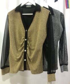 Camisa entallada de purpurina gris y negra con fruncido