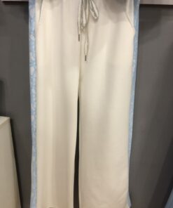 Pantalón de punto ancho con tira lateral de encaje
