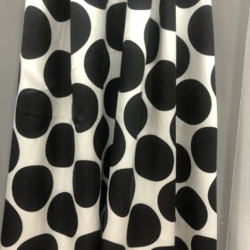 Vestido Largo Blanco de Lunares Negros Grandes