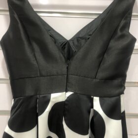 Vestido Largo Blanco de Lunares Negros Grandes