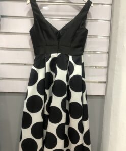 Vestido Largo Blanco de Lunares Negros Grandes