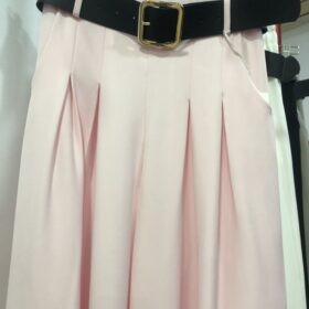 Pantalón palazzo estampado con cinturón – Elegancia y estilo