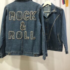 Chaqueta vaquera tachuelas