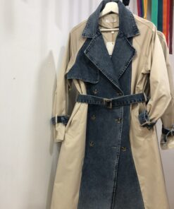 Gabardina Beige con Vaquero Elástica – Estilo Casual Chic