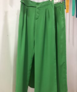 Pantalón recto verde menta con pinzas – Elegancia