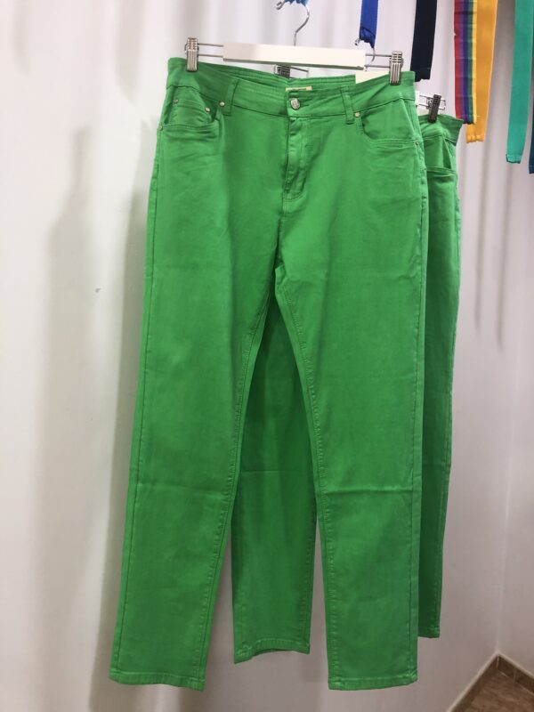 Pantalón Recto Push-Up Verde Menta