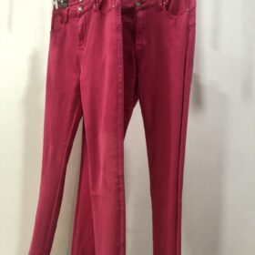 Pantalón recto fucsia push-up