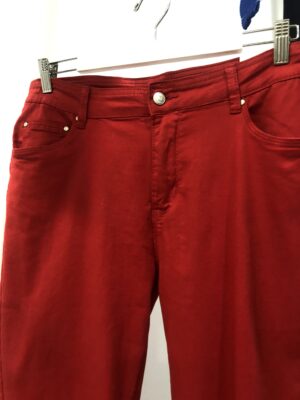 Pantalón rojo push-up recto para mujer | Vaquero atrevido