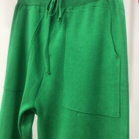 Conjunto de rayas verde menta con jersey pico