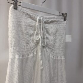Vestido blanco de algodón fruncido convertible verano