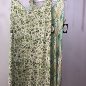 Bata estampada verde ligera y fresca