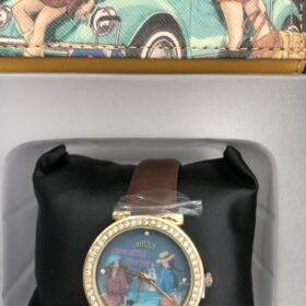 Conjunto Nikky Nicole gris: monedero, tarjetero y reloj