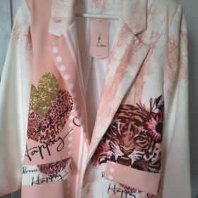 Americana oversize estampada mujer original y elegante