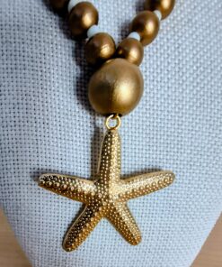 Alternative view of Collar Estrella de Mar y Conchas Dorado Bronce con Rojo