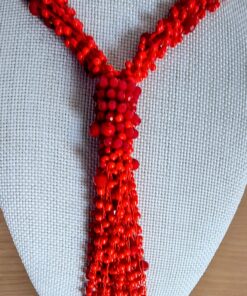 Alternative view of Collar Rojo con Nudo y Perlas Brillantes