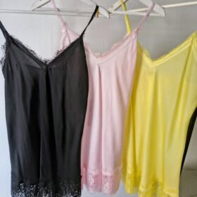 Lencera con Puntilla y Tirantes Ajustables Rosa o Amarillo