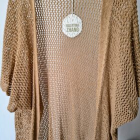 Rebequita de Punto Camel de Red | Elegancia y Comodidad