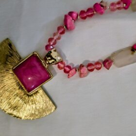 Collar de Nácar Rosa Fucsia con Piedras Originales Ajustable