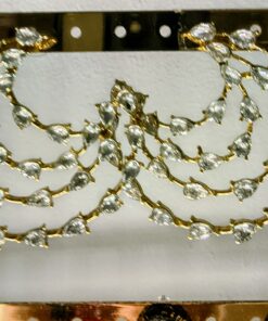 Pendientes dorados luna con brillantes elegantes