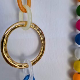 Collar Largo Multicolor  con Círculos y Bolas