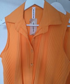 Alternative view of Camisa Naranja con Nudo Delantero Sin Mangas Talla Única