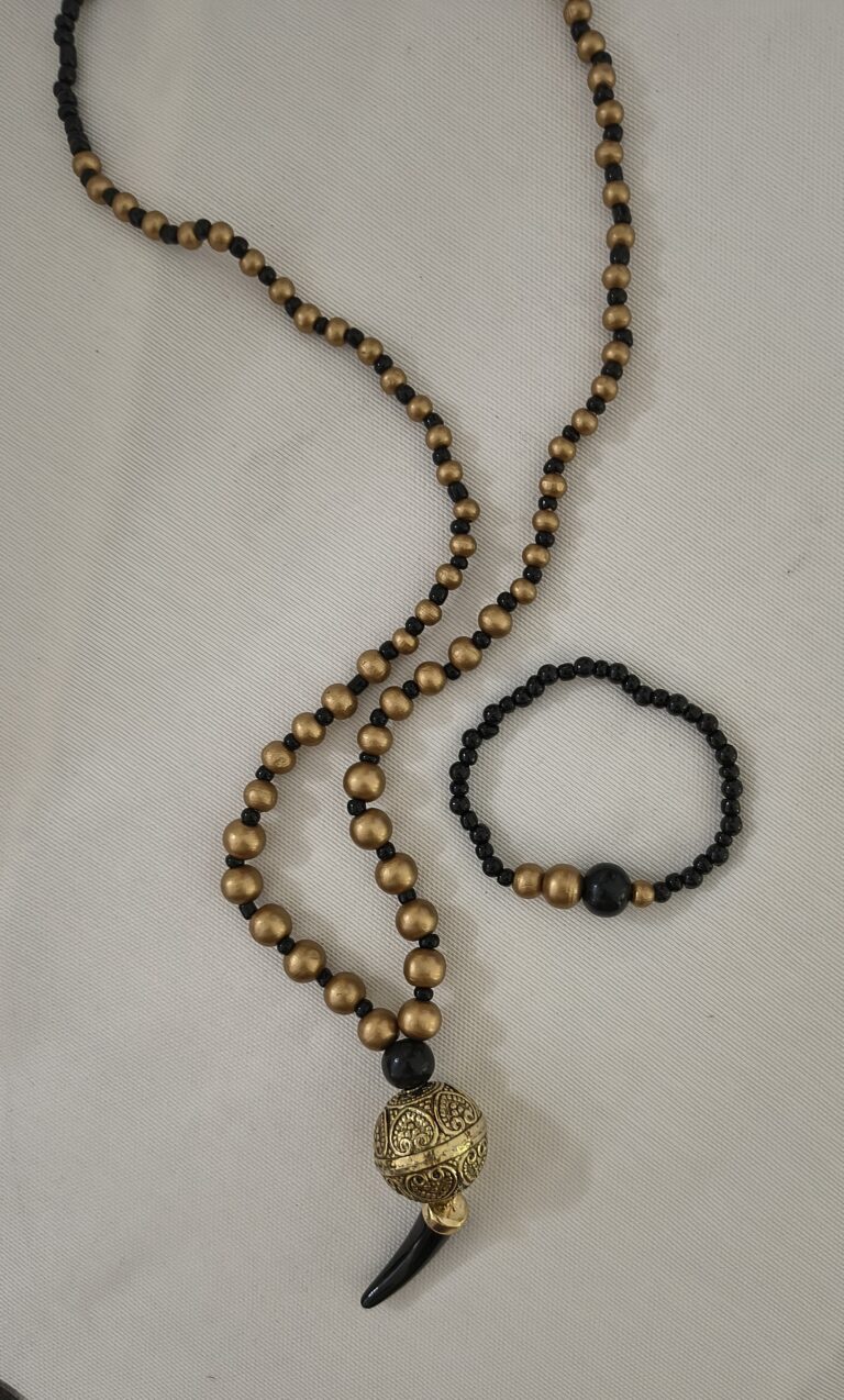 Collar Cuerno Negro y Bronce Dorado | Elegancia Atemporal