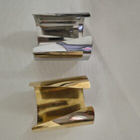 Brazalete ancho de fantasía dorado y plata elegante