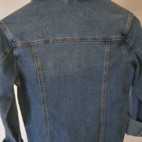 Cazadora Vaquera Azul Media Básica y Cómoda para Mujer