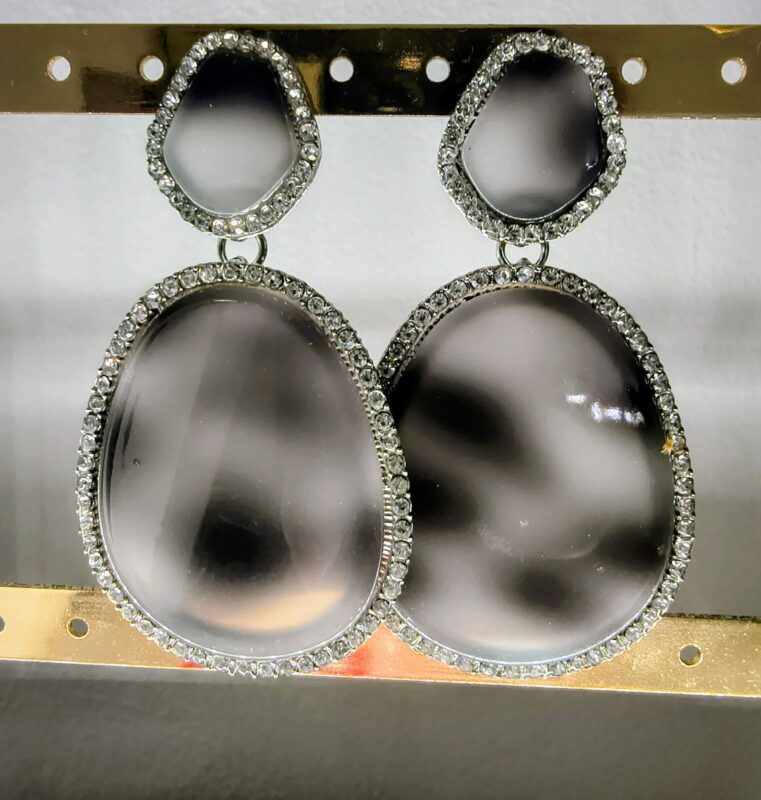 Pendientes Gris Difuminado con Brillantes Elegantes