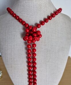 Alternative view of Collar Largo de Perlas Disponible en Blanco y Rojo